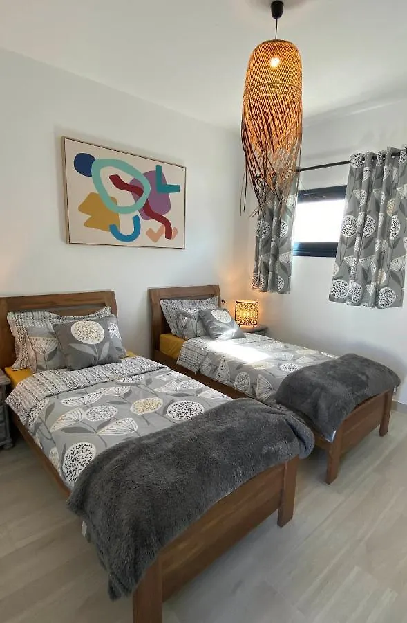 Casa Sora, Agradable Villa Con Banera Hidromasaje Lajares